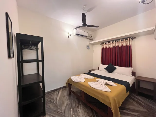 غرفة قياسية بسرير مزدوج بحمام خاص، Morjim Sunset Guesthouse 3/7