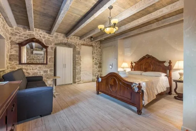 جناح استوديو بسرير كوين، Historic Plaza Varos Split - Adults Only 3/4