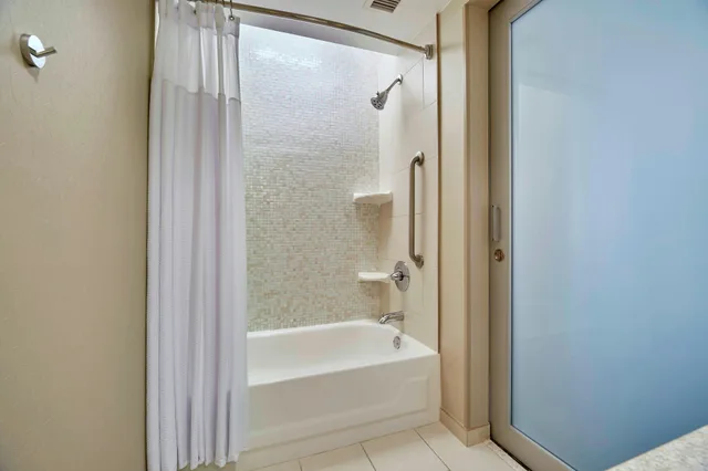 جناح، Springhill Suites Las Vegas Convention Center 1/5