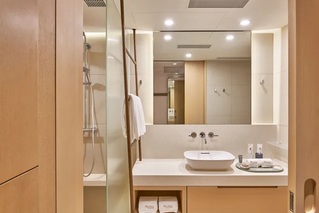 Sea, Signature, King Bed، The Arca 3/3