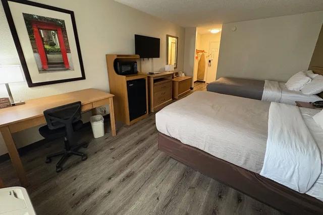 غرفة بسريرين مزدوجين لذوي الإعاقة، Quality Inn Perrysburg - Toledo South 5/10