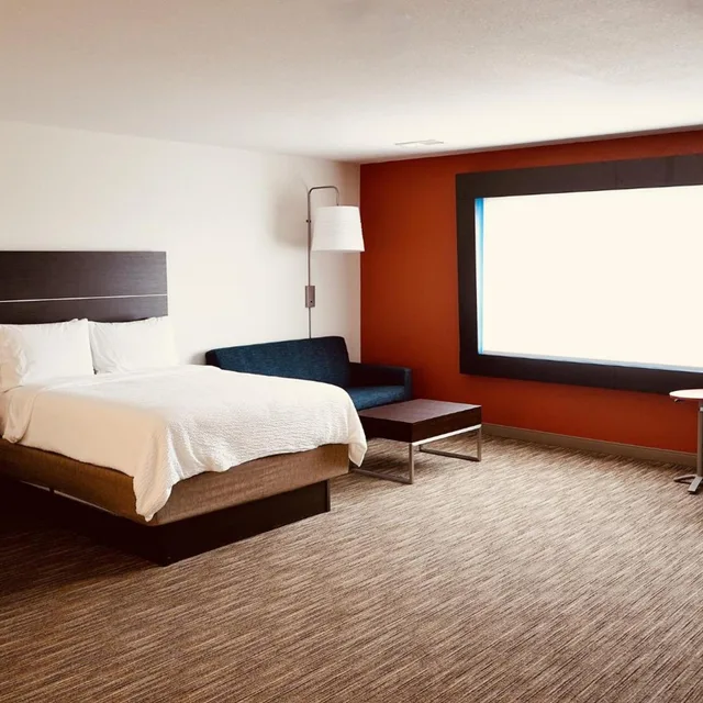 جناح بسريرين، Holiday Inn Express Suites Denver Aurora Medical Campus 1/6