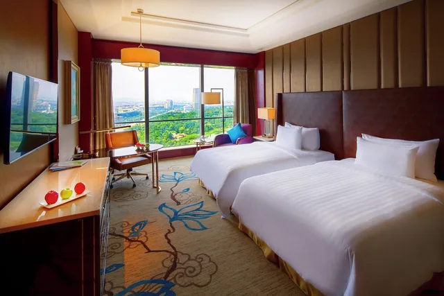 Business, Twin Beds, SANDING NEW CENTURY GRAND HOTEL YIWU 1/4