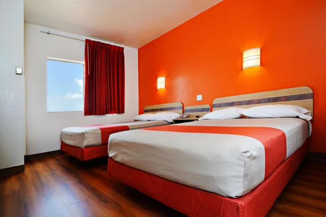 غرفة رباعية، Motel6 Benson, AZ 6/10