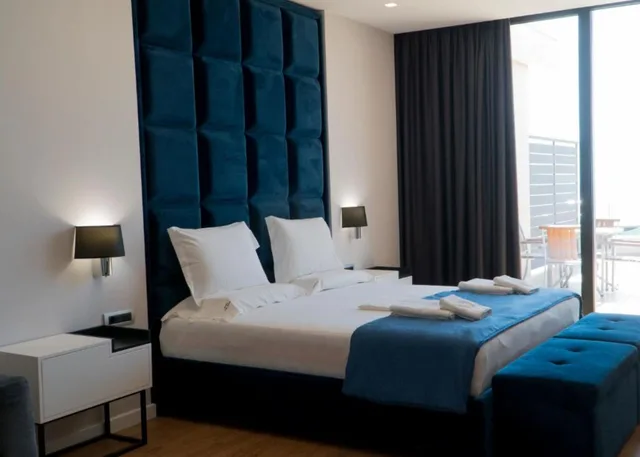جناح ديلوكس بإطلالة على البحر بشرفة، Blue Sky Hotel 3/10