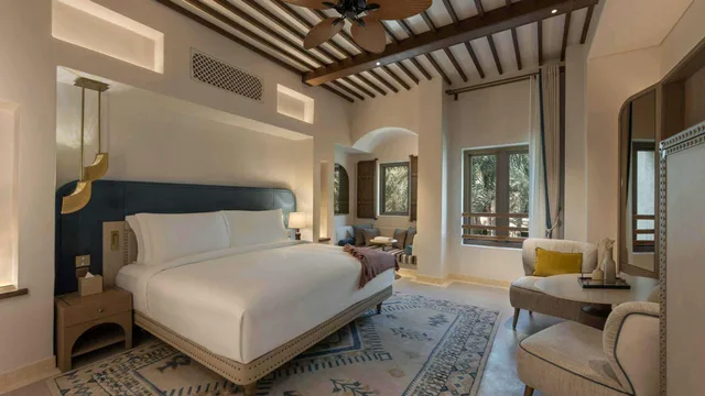 غرفة ديلوكس بسرير مزدوج بإطلالة، Bab Al Shams Desert Resort and Spa 2/10