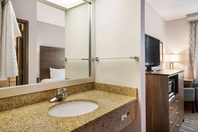 Standard, King Bed, Best Western Lock Haven 6/8