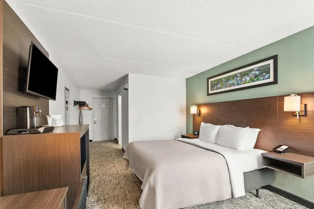 غرفة بسرير كوين لذوي الإعاقة، Quality Inn Harpers Ferry - Charles Town 1/5