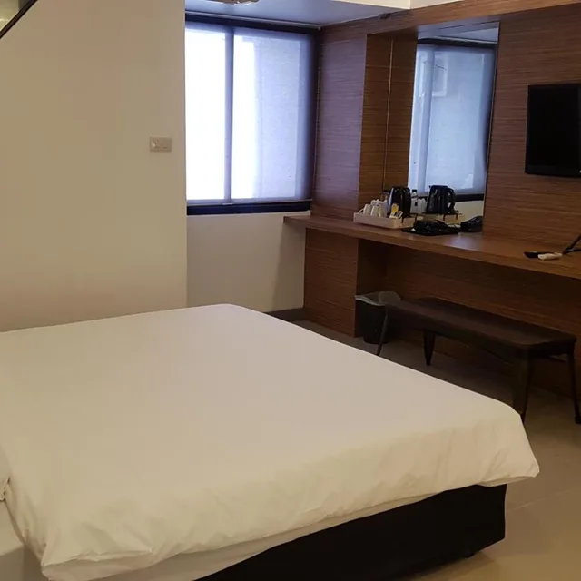 غرفة قياسية بسرير مزدوج، Loyy Hotel 7/10