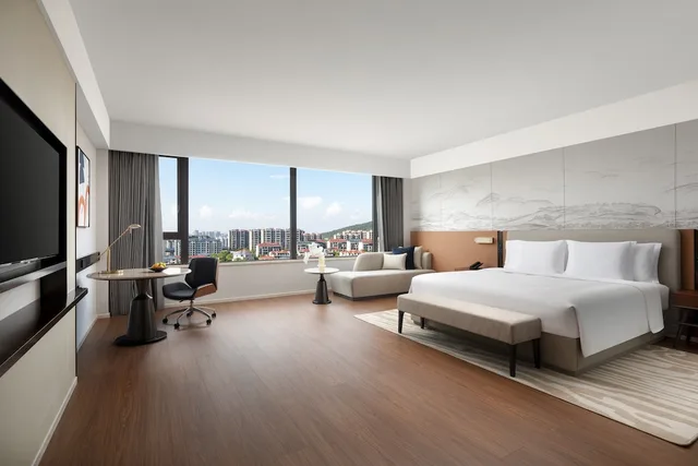 غرفة بريميوم بسرير فردي، Crowne Plaza Xiangyang Fuchun Lakeside by IHG 1/3