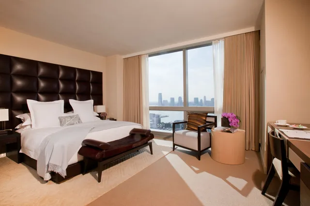Suite, 2 King Beds, Skyline View، The Dominick Hotel 2/3