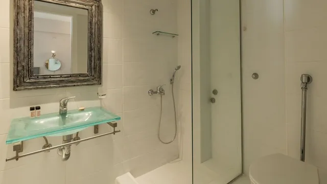 Superior, 3 Beds, Pool Front، Nami Hotel & Suites 2/2