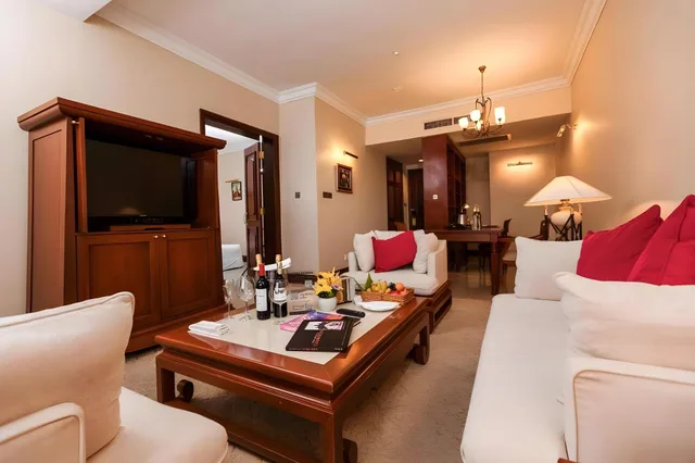 جناح جونيور بسرير مزدوج بإطلالة على المدينة، Cambodiana Hotel 4/4