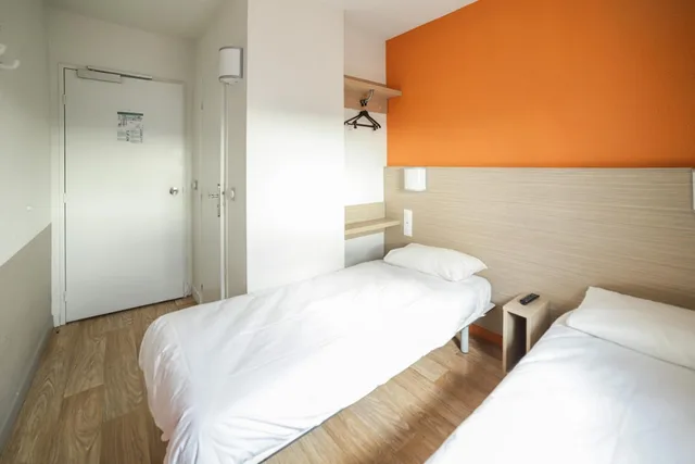 غرفة بسريرين منفصلين، Hotel Premiere Classe Lyon East - Beynost 8/10