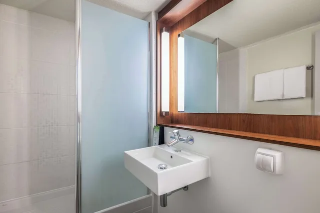 غرفة قياسية بسريرين منفصلين، CAMPANILE BESANCON OUEST - CHATEAUFARINE 4/7