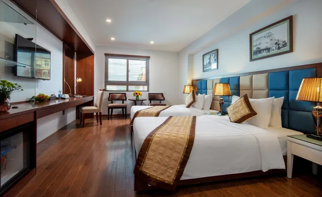 غرفة بريميير ديلوكس بسرير كوين بإطلالة على المدينة، SKYLARK HOTEL 8/10