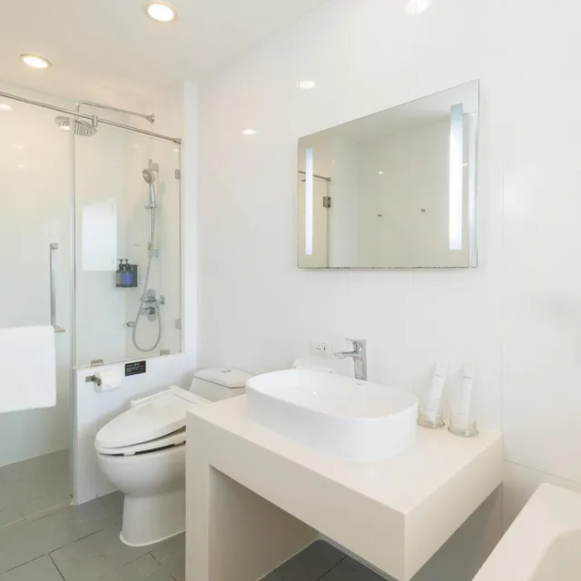 جناح جونيور بحوض استحمام، Eastin Tan Hotel Chiang Mai 5/8