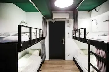 Mixed Dorm, Basic, 6 Beds, 2 Double Beds, Shared Bathroom, WE COME HOSTEL 1/1