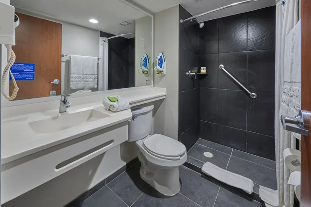 غرفة بسريرين مزدوجين، City Express by Marriott Salamanca 3/3
