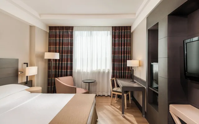 غرفة ديلوكس بسريرين منفصلين، Sheraton Parco De Medici Rome Hotel 2/4