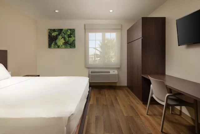 جناح بسرير كوين، Extended Suites Mexicali Catavina 2/10