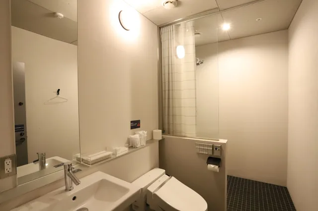 غرفة بسريرين منفصلين بحمام مشترك، Hostel Tomar 3/4