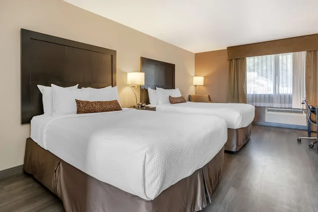 Standard, 2 Queen Beds, Best Western Inn Of Vancouver 7/10