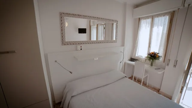 غرفة كلاسيكية بسرير كوين بإطلالة على الحديقة، Bellavista 2/10
