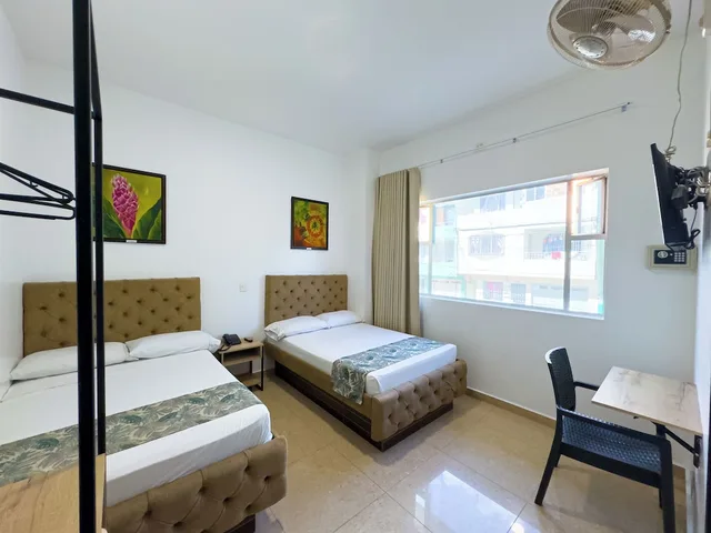 Standard, Twin Beds, Hotel Central Plaza 1/5