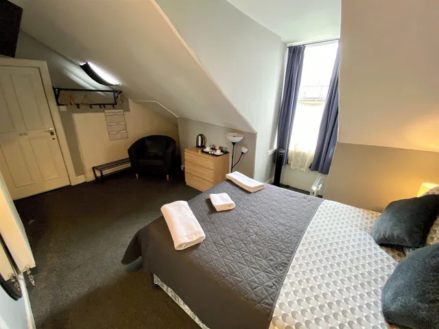 غرفة قياسية بسرير مزدوج، 16 PILRIG GUEST HOUSE 7/10