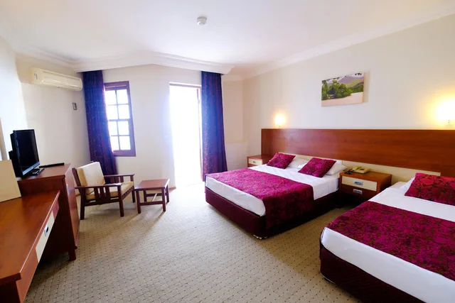 Room, Double Bed, Lateral Side Sea View، Anitas Beach Hotel 1/2