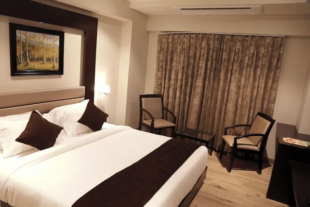 غرفة بريميير بسرير كينج، Hotel Virgo Sumeru 1/3