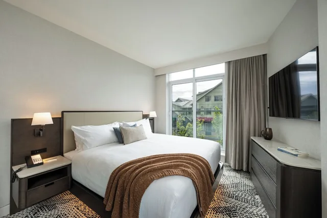 Suite, King Bed, Town View، Sidney Pier Hotel & Spa 3/7