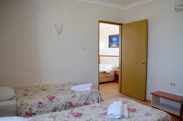 غرفة عائلية، Grand Milano Hotel 2/8