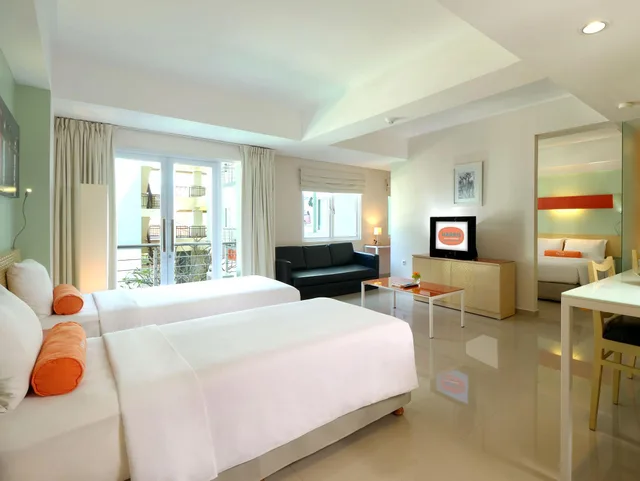 Harris, Family, Queen and Twin Beds، HARRIS Hotel & Residence Riverview Kuta - Bali 1/2
