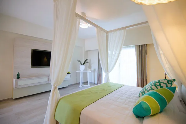 غرفة سوبيريور، Grand Sirenis Punta Cana Resort 1/4
