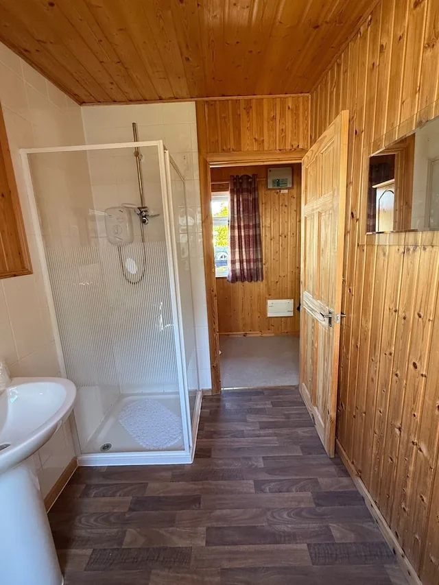 شاليه كومفورت بسرير مزدوج وسرير فردي، Spean Bridge Hotel 2/2