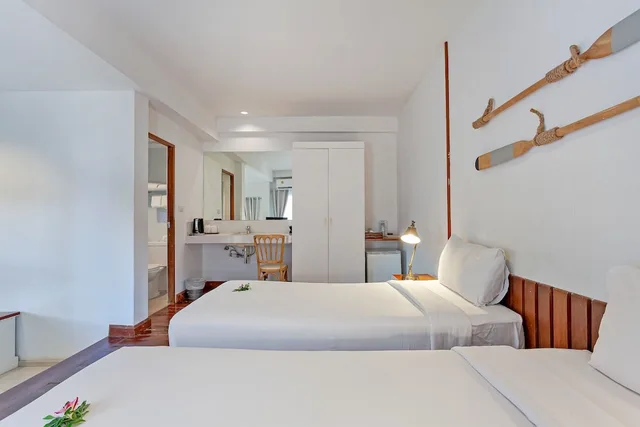 Studio, Double Bed, Terrace, Malibu Beach Resort, Koh Samui 1/10