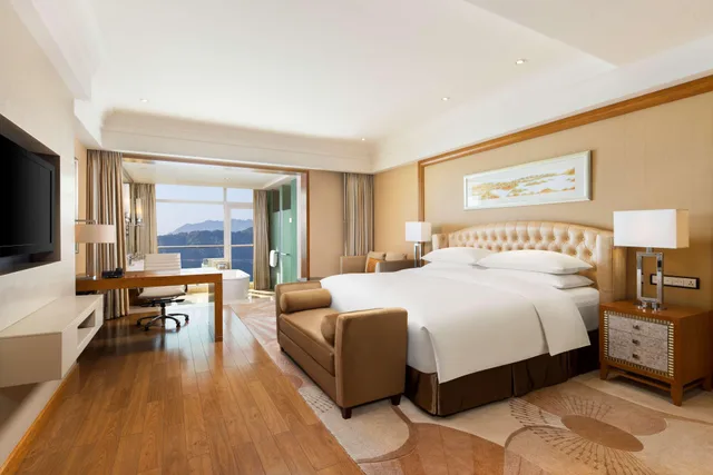 Room, Double Bed, Lake View, Hilton Hangzhou Qiandao Lake Resort 1/2