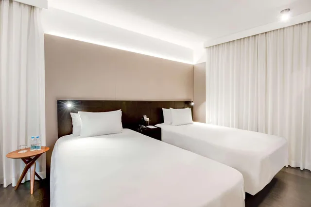 غرفة فاخرة ثلاثية بسريرين منفصلين، Radisson Hotel Paulista Sao Paulo 1/3