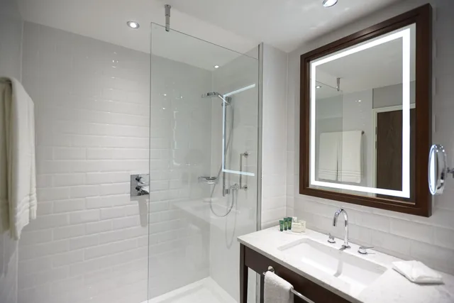 جناح، Hilton Southampton - Utilita Bowl 4/4