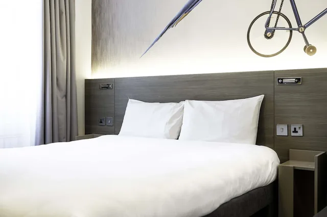 غرفة سوبيريور مزدوجة، Heeton Concept Hotel - Kensington London 2/8