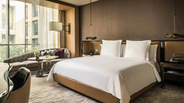 Terrace Suite, Four Seasons Hotel Dubai International Financial Centre 1/1