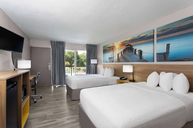 غرفة بسريرين مزدوجين للمدخنين، Days Inn by Wyndham Wildwood I-75 4/9