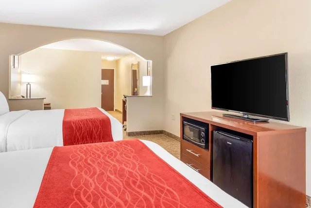 جناح بسريرين كوين، Comfort Inn And Suites Macon 3/5