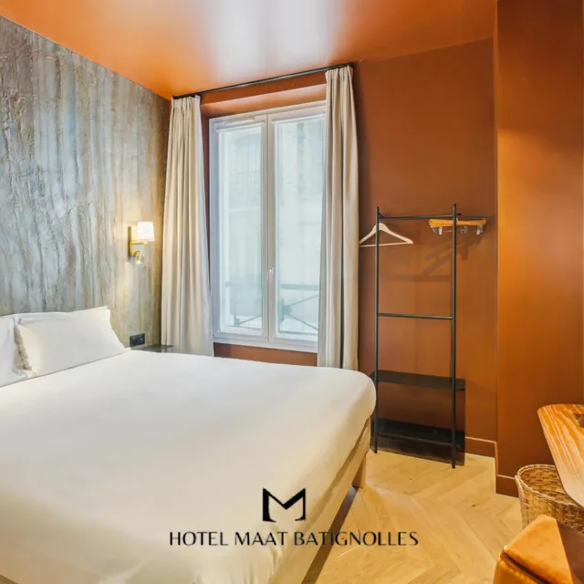 Room, King Bed, Hotel De Cabourg 2/3