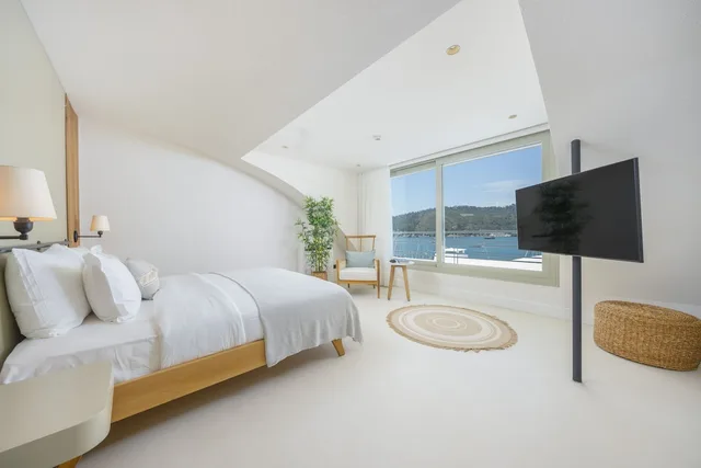 لوفت قياسي بسرير كوين، Yacht Classic Hotel - Boutique Class 2/3