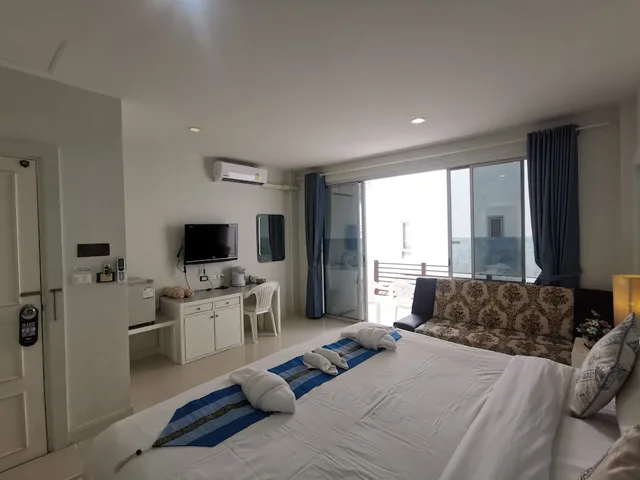 Star, Deluxe, Queen Bed، Phuket Racha At Kata 3/3