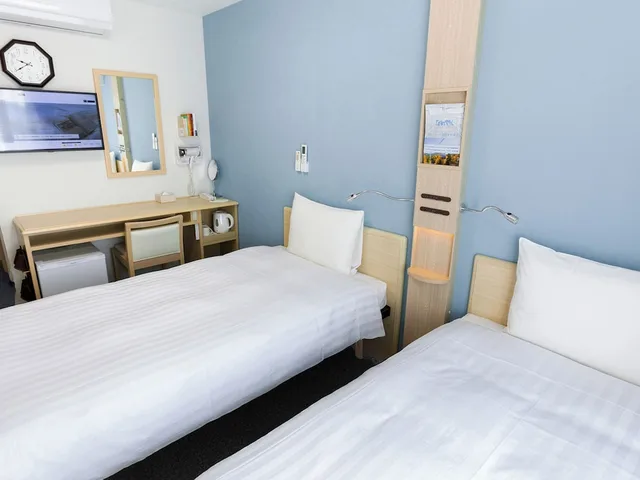 غرفة قياسية بسريرين منفصلين للمدخنين، Toyoko Inn Kagoshima-chuo-eki Higashi-guchi 1/4