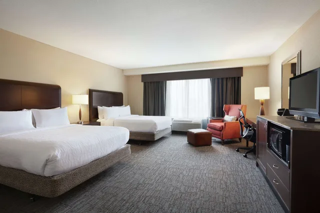 Room, Single, 2 Queen Beds, Accessible, Hilton Garden Inn Atlanta Downtown 2/10